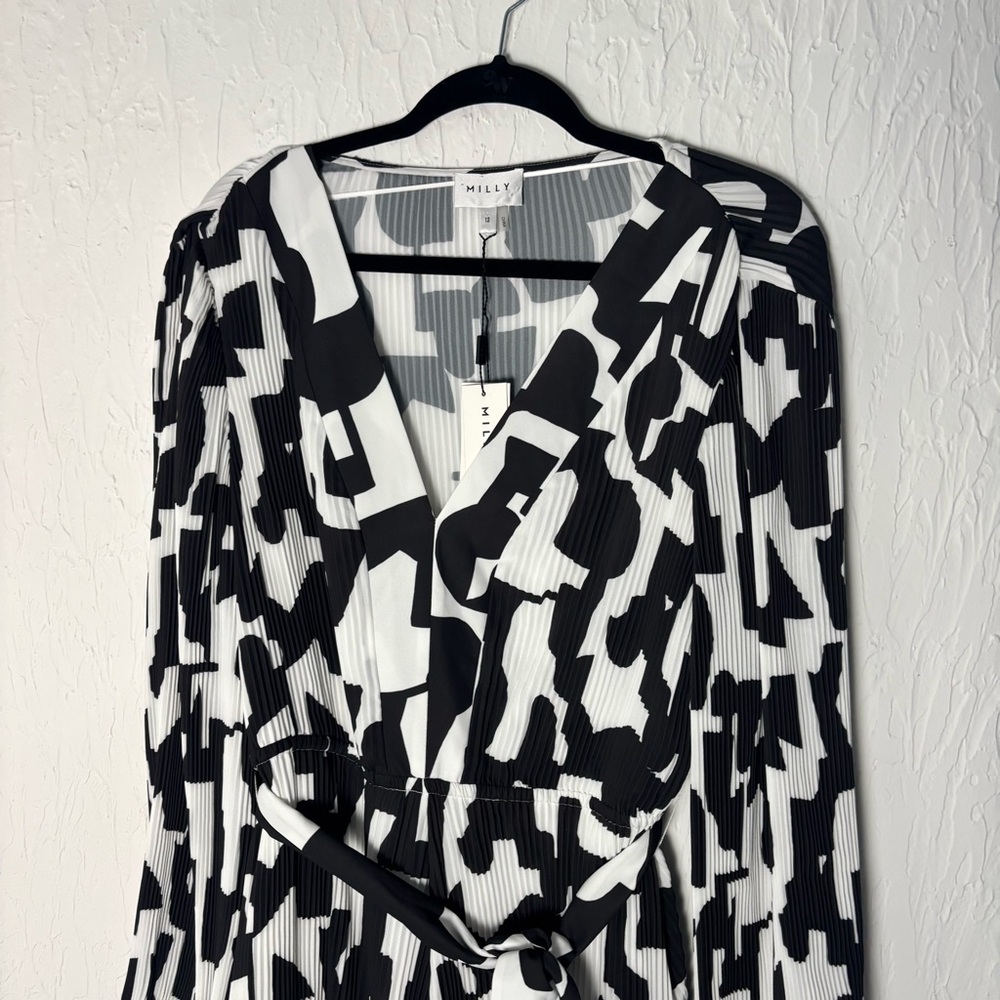 NWT Milly LIV GEO PLEATED MINI DRESS black & White Size 12 - Picture 3 of 8
